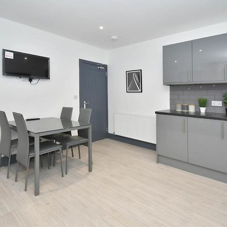 Townhouse @ Princes Road Stoke Buitenkant foto